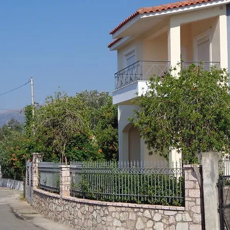 בית נופש Elen House *