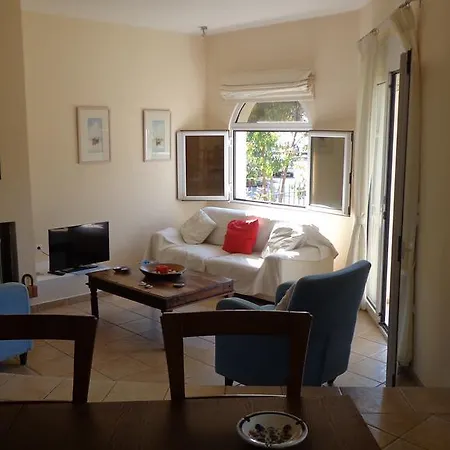 Elen House بيت للعطل *